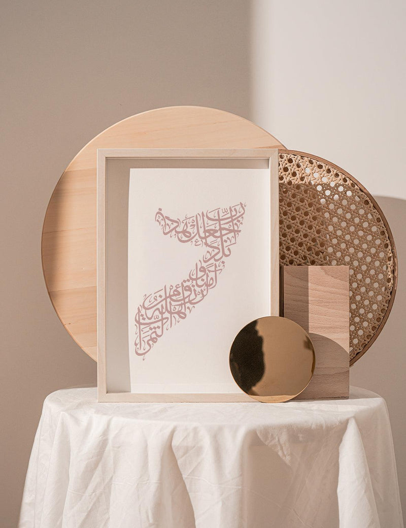 Calligraphy Somalia, White / Pink - Doenvang